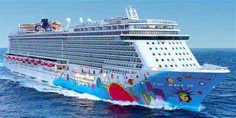 norwegian breakaway webcam|Cruise Ship Webcams: A Complete List 